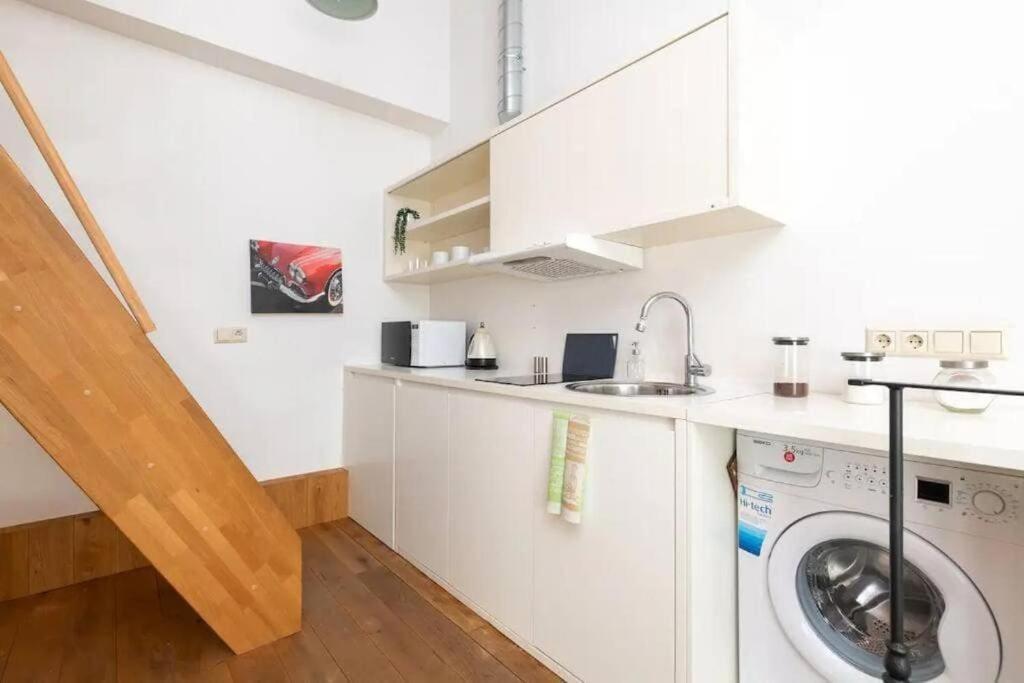Cozy 3 Story House In Old Town Διαμέρισμα Ταλίν Εξωτερικό φωτογραφία