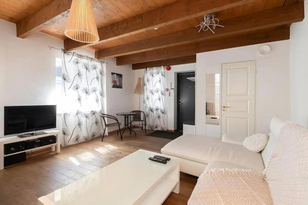 Cozy 3 Story House In Old Town Διαμέρισμα Ταλίν Εξωτερικό φωτογραφία
