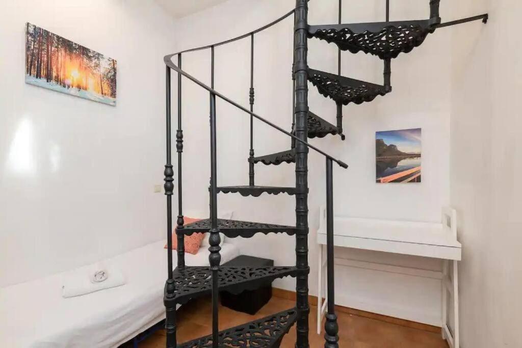 Cozy 3 Story House In Old Town Διαμέρισμα Ταλίν Εξωτερικό φωτογραφία